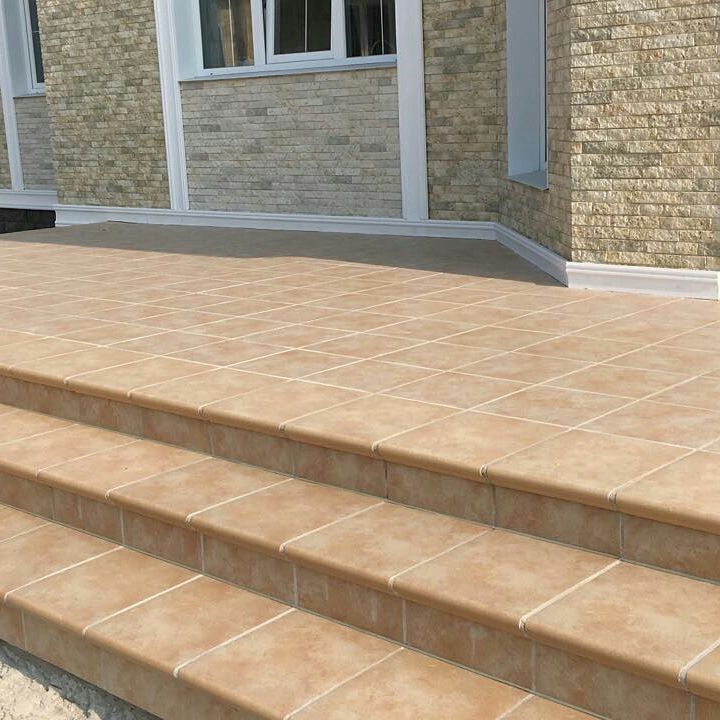 Фронтальная ступень Cavar E 541 facello, Stroeher